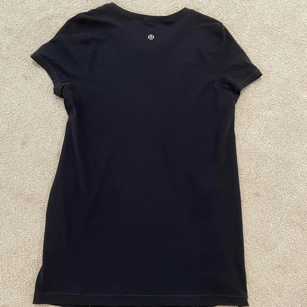 Lululemon Top - Picture 3 of 5